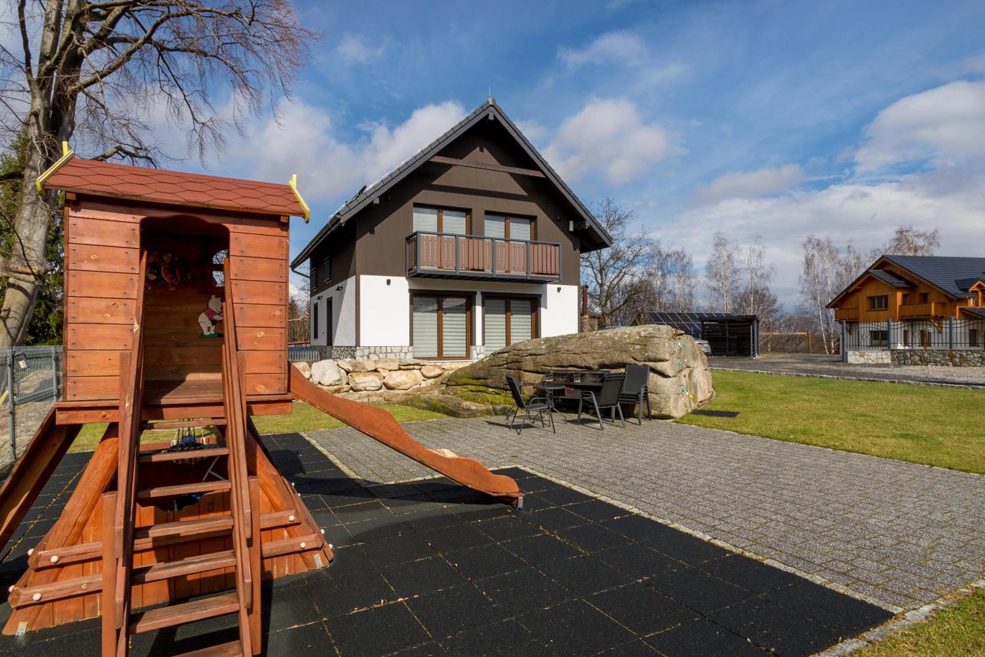 Aramika Apartamenty ชกลาร์สกา ปอเรมบา ภายนอก รูปภาพ