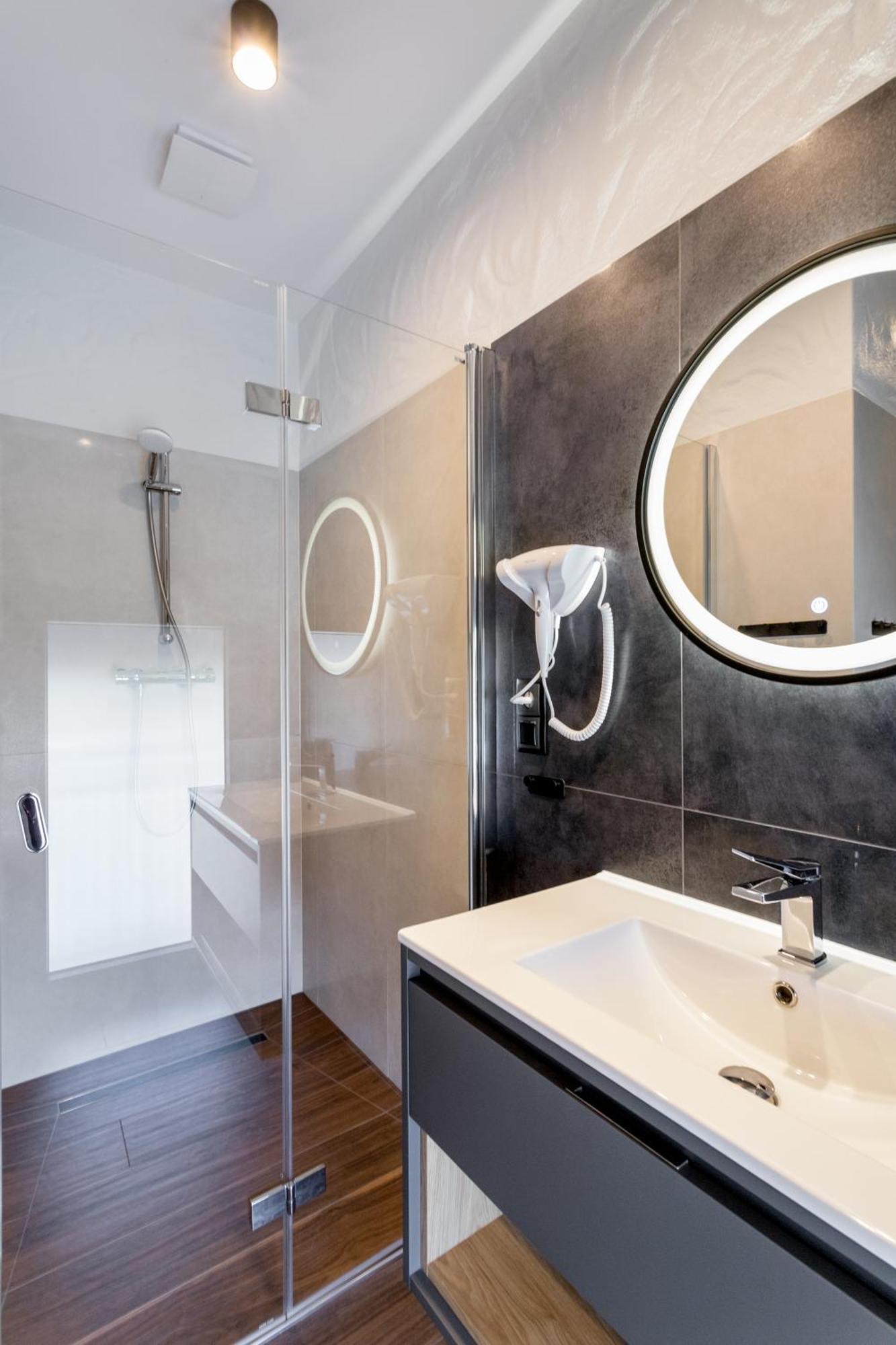 Aramika Apartamenty ชกลาร์สกา ปอเรมบา ภายนอก รูปภาพ